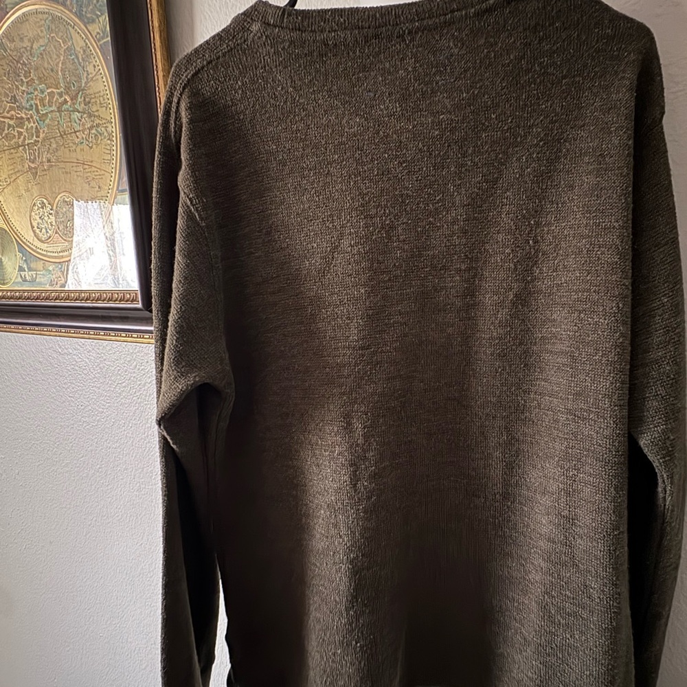 Descendant of Thieves lightweight textured knit sweater by designer Dres Ladro. - Picture 2 of 4